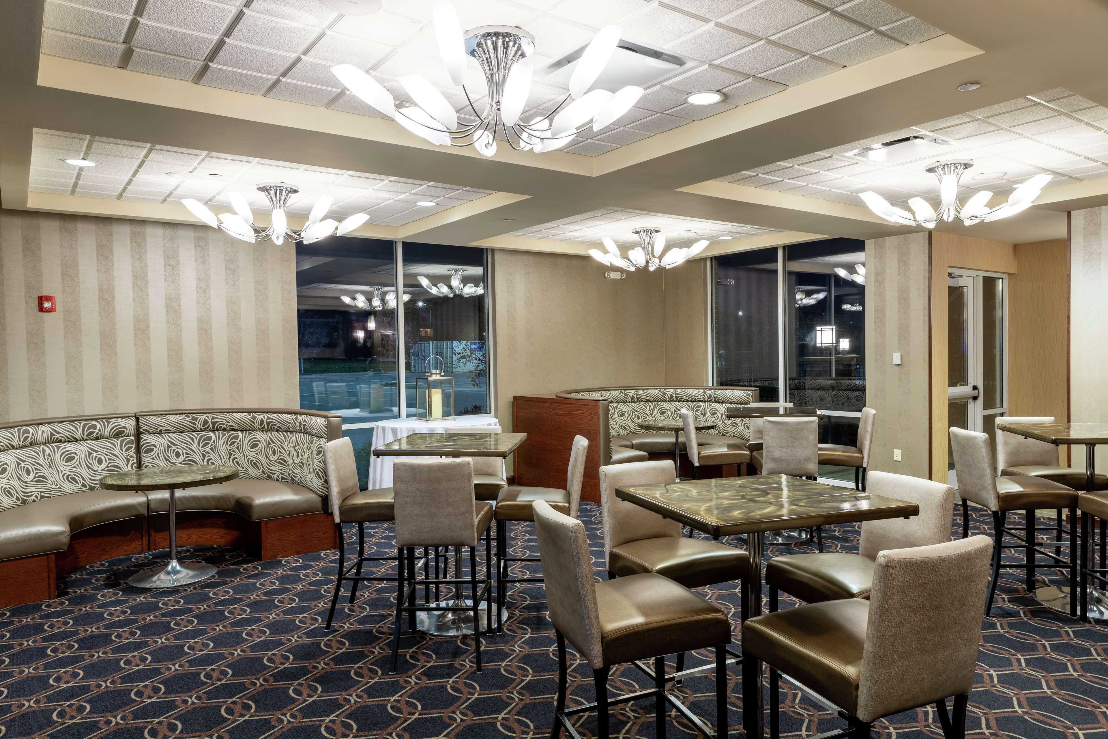 Hilton Garden Inn West Des Moines Exterior photo